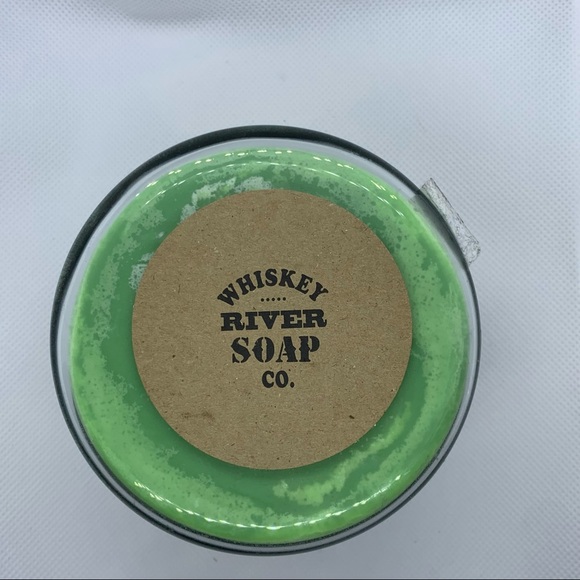 Whiskey River Candle - Picture 3 of 5